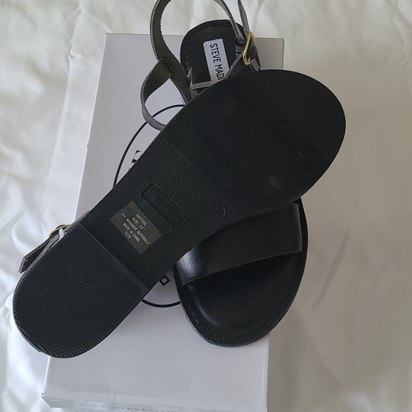 Steve Madden sandal - Picture 4 of 5